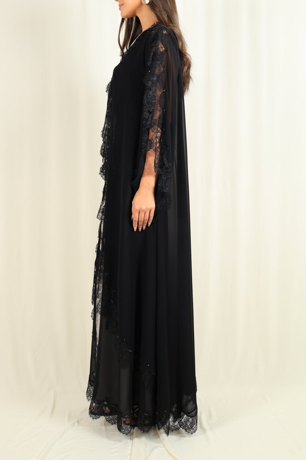 7769 - Geelato Abaya