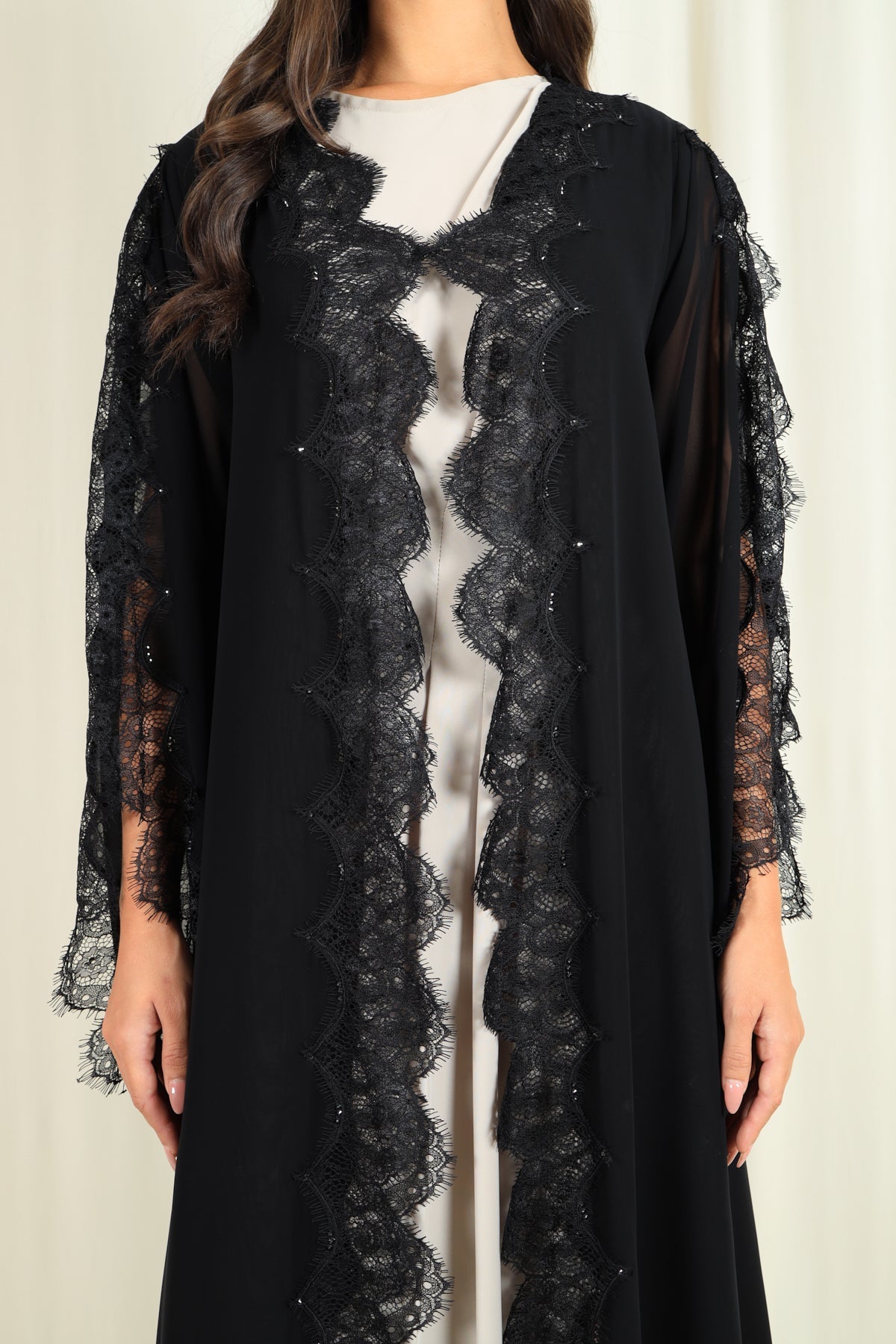 7769 - Geelato Abaya