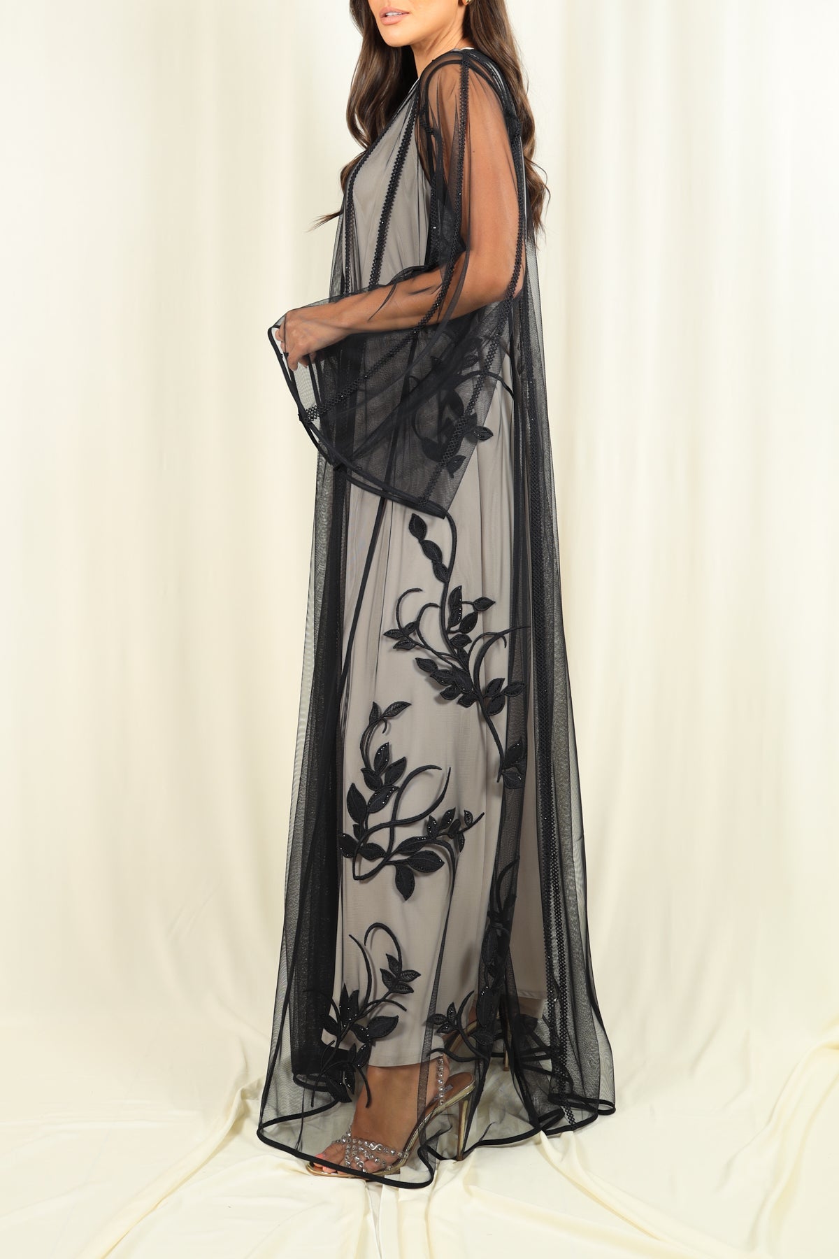 7856 - Geelato Abaya