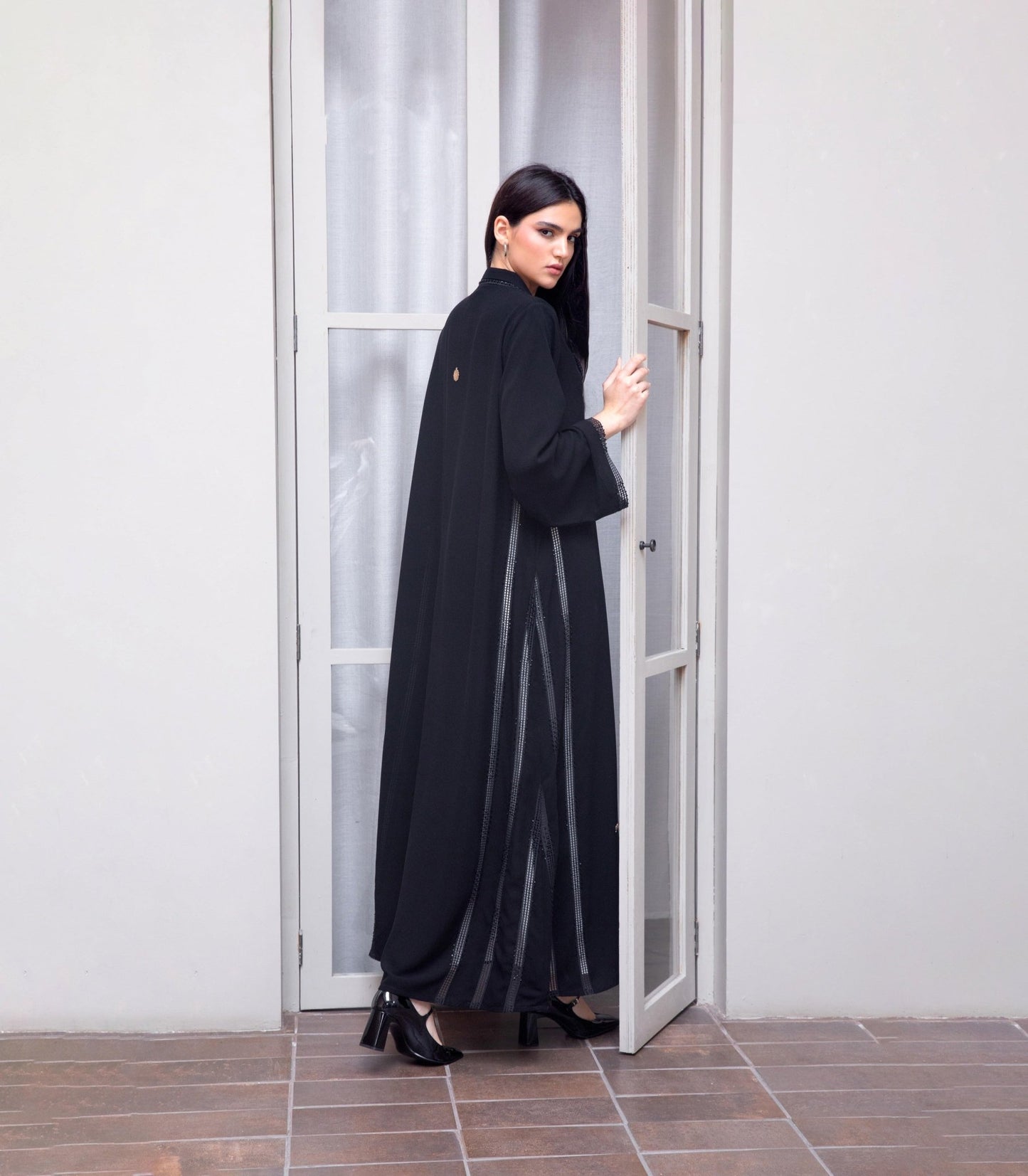 Fakhir Al - Lail Abaya - Geelato Abaya