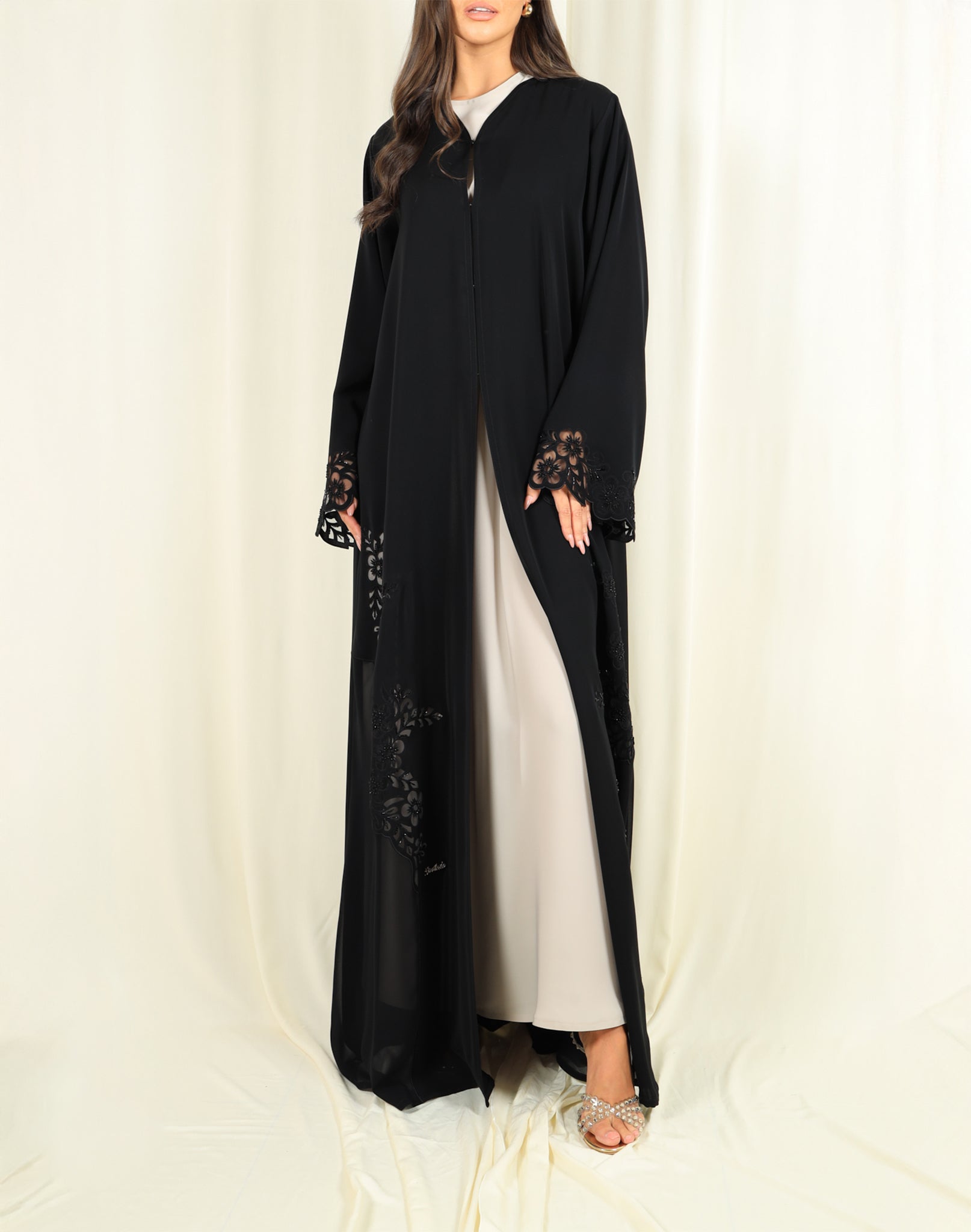 7978 - Geelato Abaya