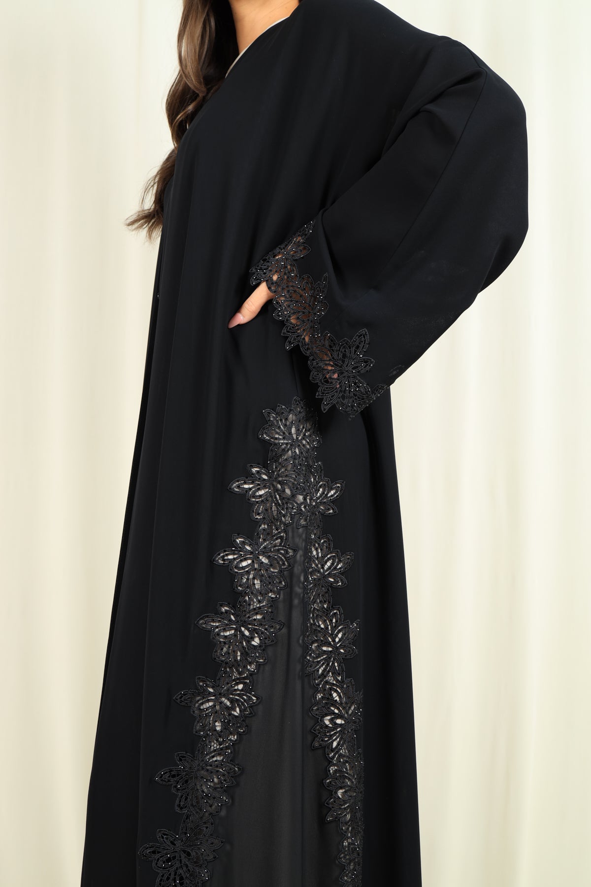 8114 - Geelato Abaya